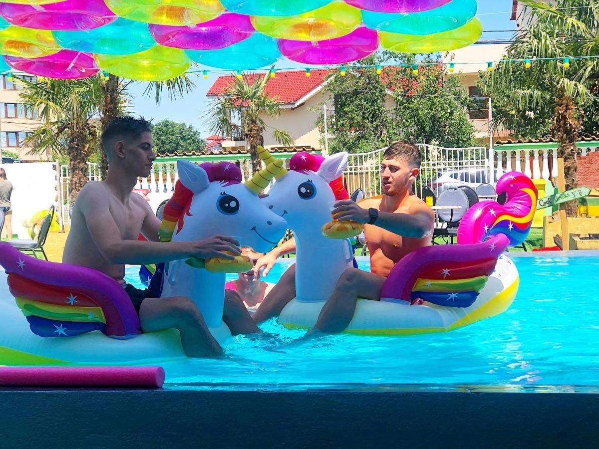 Hostel Casa Barbie Costinesti Zewnętrze zdjęcie