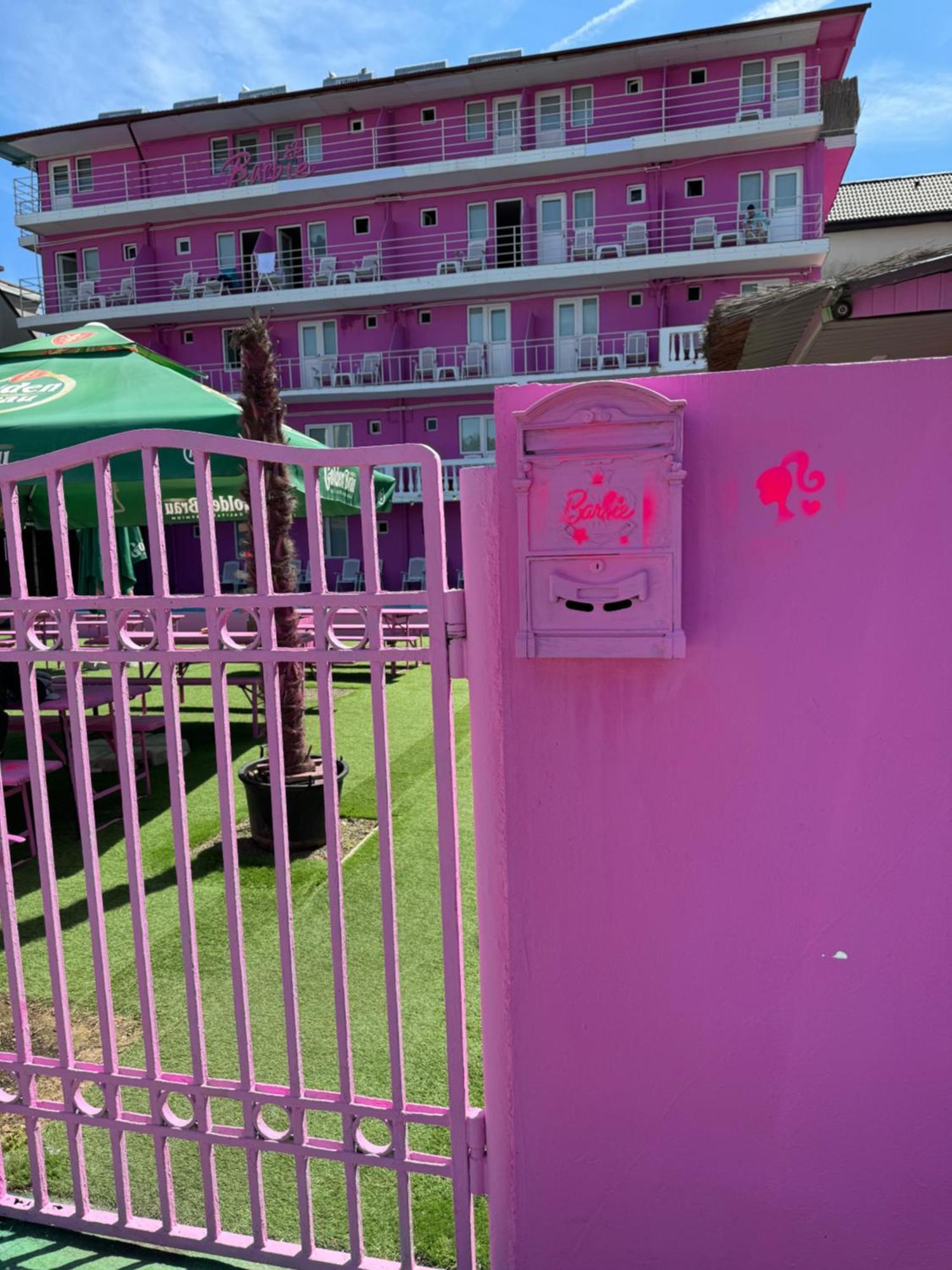 Hostel Casa Barbie Costinesti Zewnętrze zdjęcie